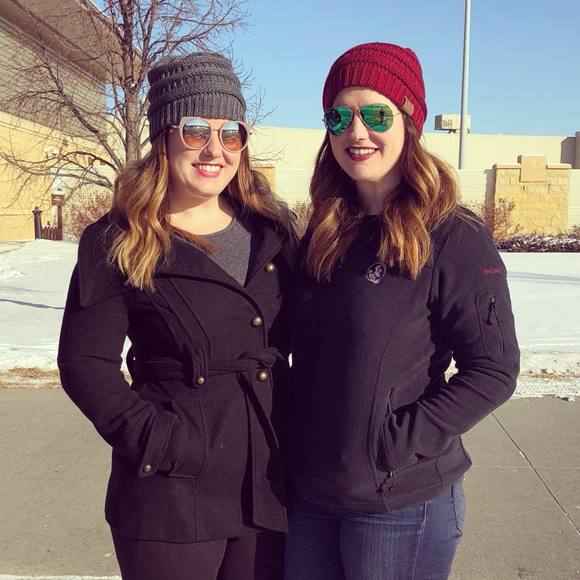 Meet your Posher, Candace - Picture 1 of 1